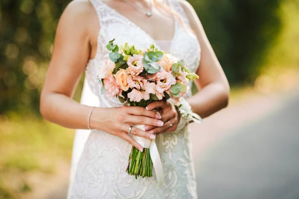 Bouquets and Blooms: Picking the Petals for Your Perfect Day!
